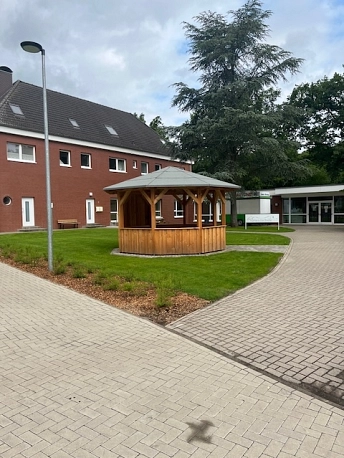 Alte Schule Pavillion.jpg