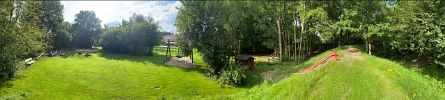 Aussenanlage 2.jpg