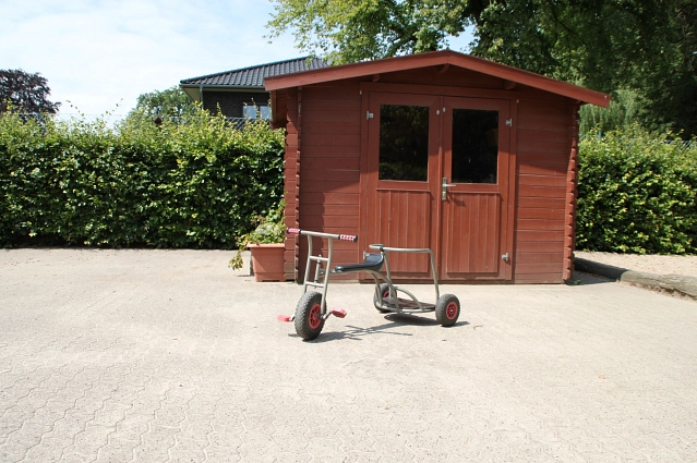 Aussenanlage 3.jpg