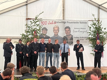 Ehrungen Feuerwehr Vahlde .jpg