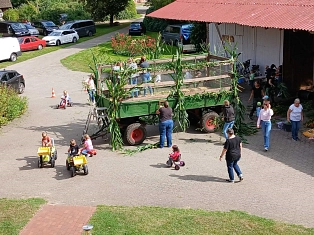 Erntefest Kindertagesstätte Landkinder Erntefest Kindertagesstätte Landkinder © Samtgemeinde Fintel