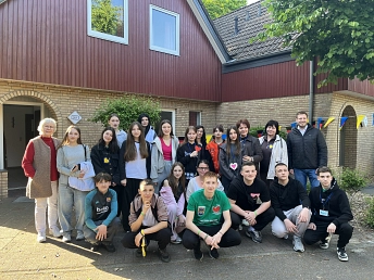 Gruppenfoto Jugendbegegnung Ukraine.jpg